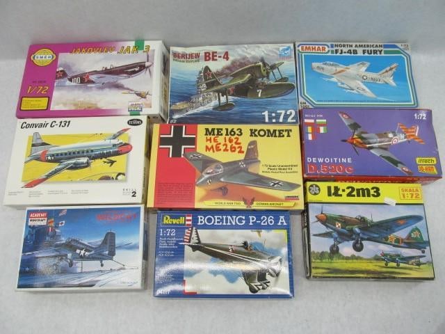 (9) Vintage Plastic Model Kits (1 of 4)