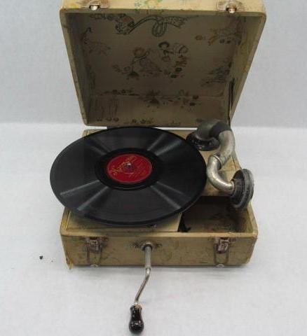 Windup Child's Record Player "Duet" (1 of 5)