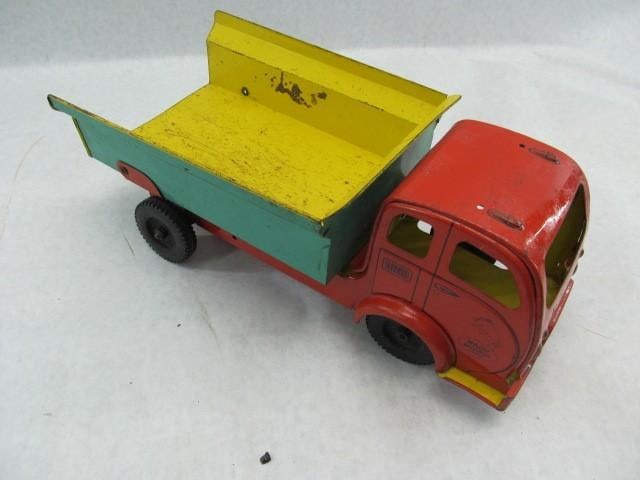 Wolverine White 3000 Truck: Wolverine White 3000 Truck
