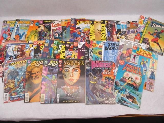 (35+) Asst. DC Comic Books (1 of 5)