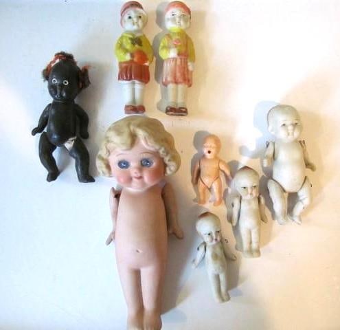 (6) Tiny Japanese Porcelain Dolls/Figurines: tiniest is not porcelain, 2"-6"