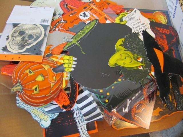 Halloween Paper Decorations (1 of 18)