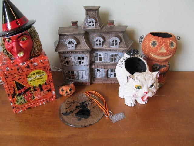 Asst. Halloween, Dept. 56 Cat, Shiny Brite Esmeralda, etc: Asst. Halloween, Dept. 56 Cat, Shiny Brite Esmeralda, etc