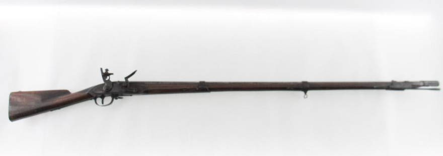 Historically Significant U.S. Model 1808 Contract Flintlock Musket: This .70 bore musket was owned by Benjamin Lord (1770-1843), Rutland VT silversmith and Captain of the local militia. The side plate on the left engraved "BENj LORD / RUTLAND". The lock marked ahead o