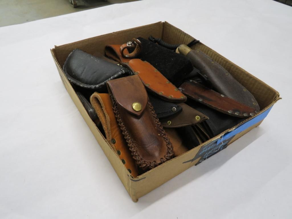 Assorted Fixed Blade and Folding Knives (1 of 14)