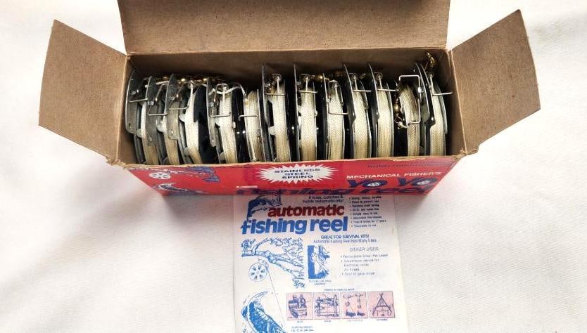 (12) Yo Yo Fishing Reels: (12) Yo Yo Fishing Reels