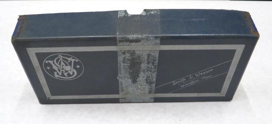 Vintage Two Piece Smith & Wesson Model 58 Revolver Box: Vintage Two Piece Smith & Wesson Model 58 Revolver Box