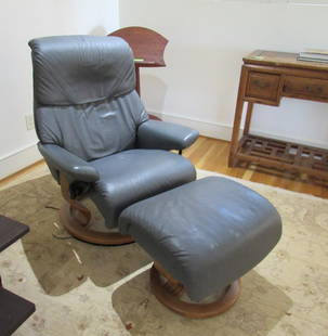 Ekornes Stressless Leather Reclining Chair and Ottoman: Ekornes Stressless Leather Reclining Chair and Ottoman