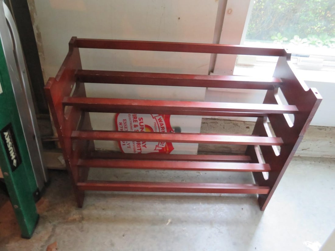 Shoe Rack: Shoe Rack
