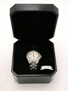 Breitling Colt Ocean Chronometer Wrist Watch: s.n. 219829, stainless steel, with box and paperwork, (2) leather straps and rubber strap, &amp; a couple of extra bracelet links