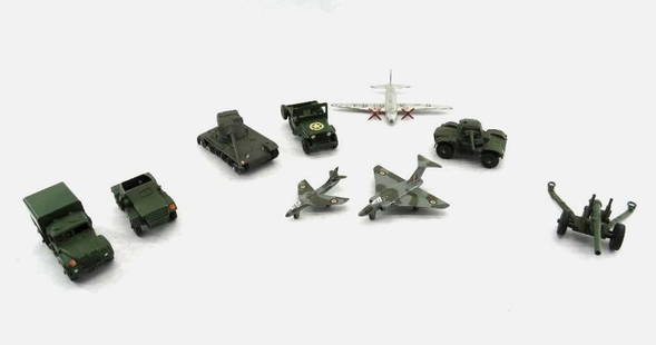(9) Dinky Toys Military Vehicles and Aircraft: (9) Dinky Toys Military Vehicles and Aircraft