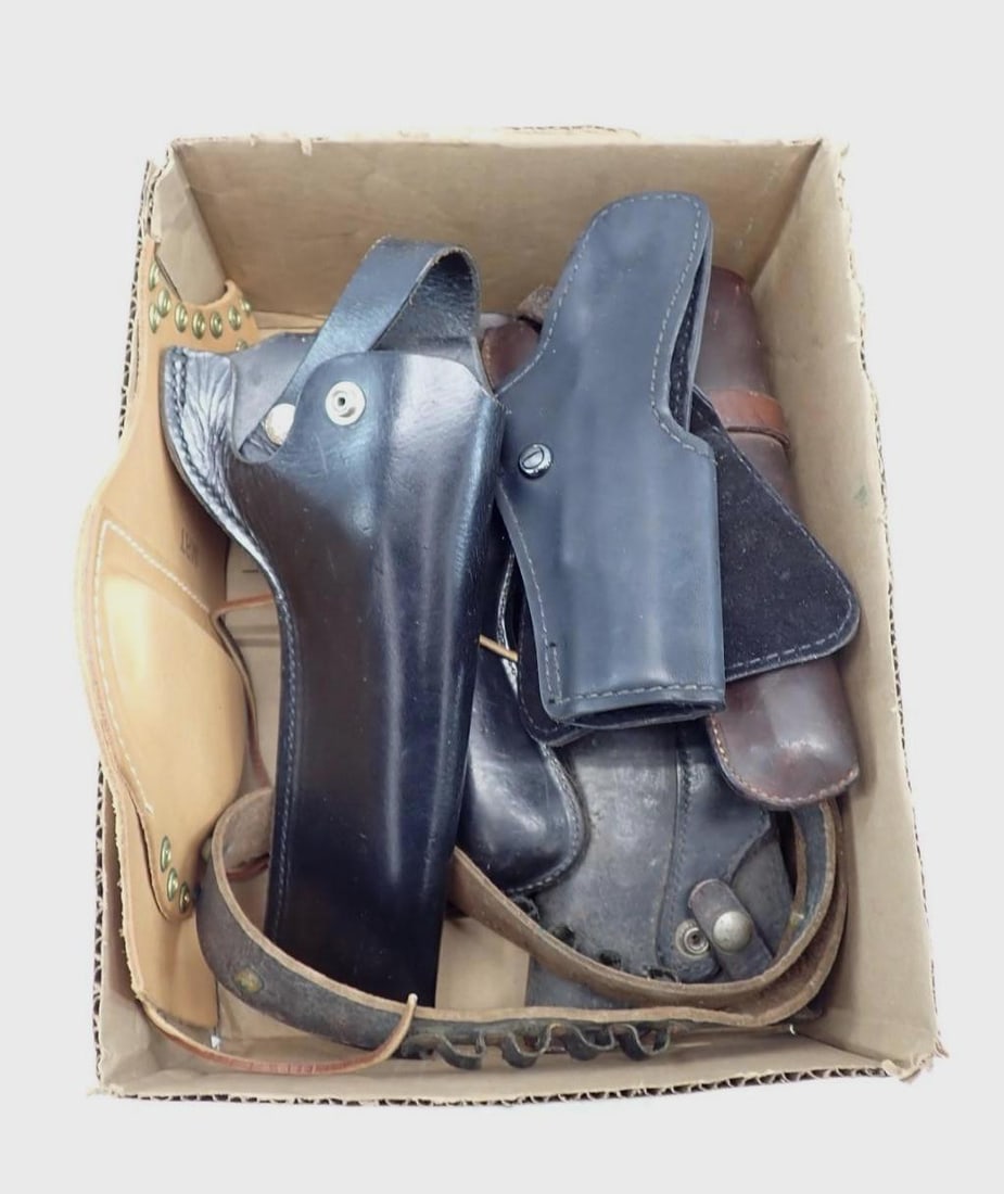 (8) Leather Holsters (1 of 4)