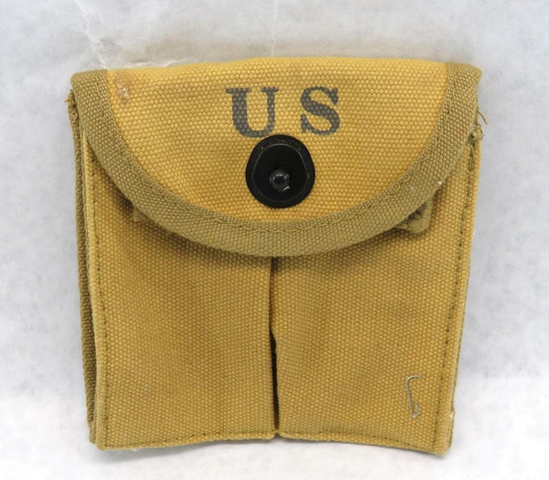 2 Clip M-1 Carbine Pouch: Replica