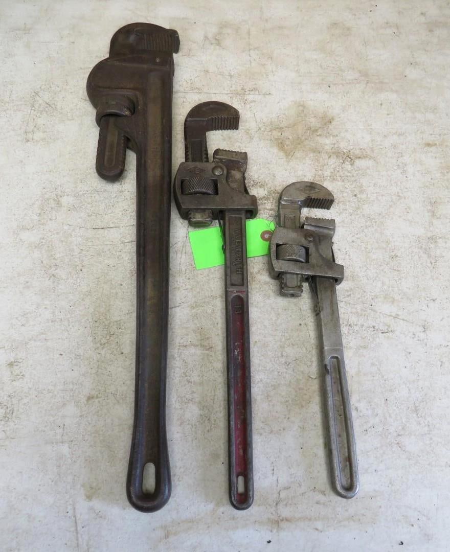 (3) Pipe wrenches (1 of 4)