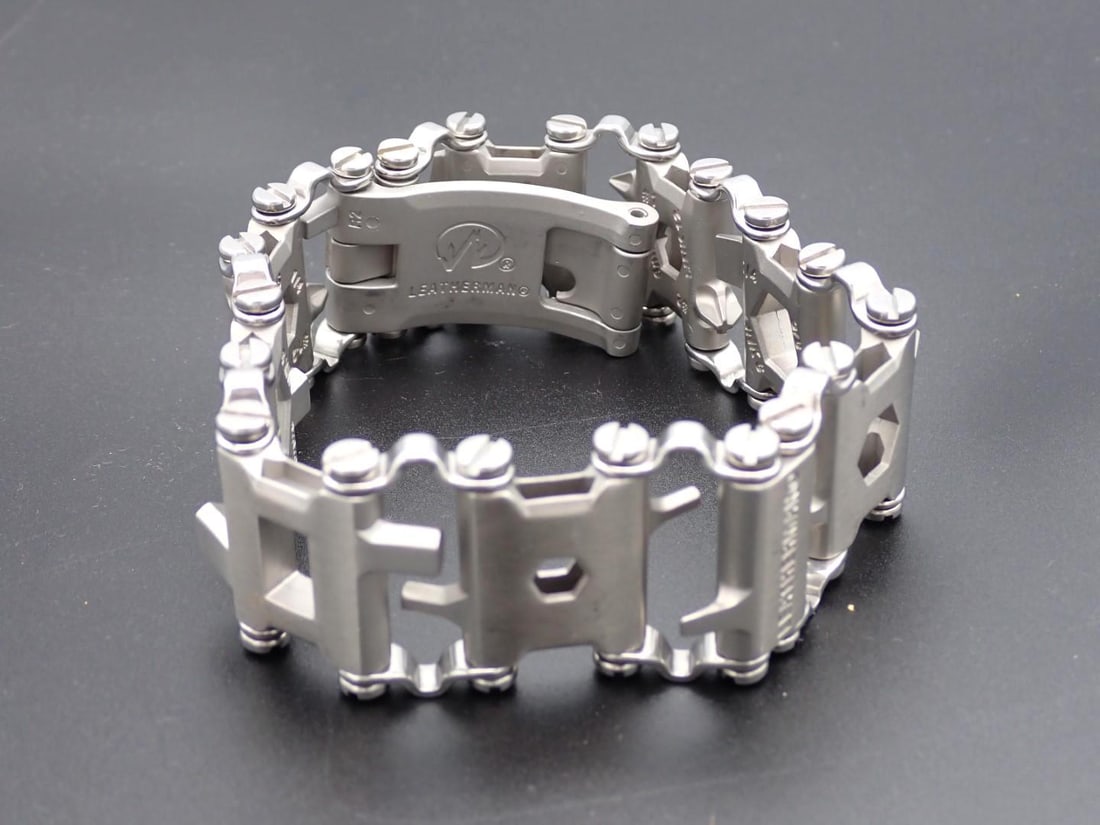 Leatherman Tread Multi-Tool Bracelet (1 of 3)