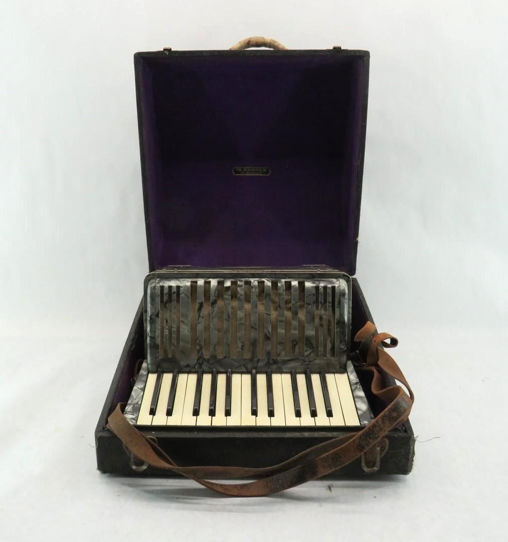 Vintage Horner Accordion: with case