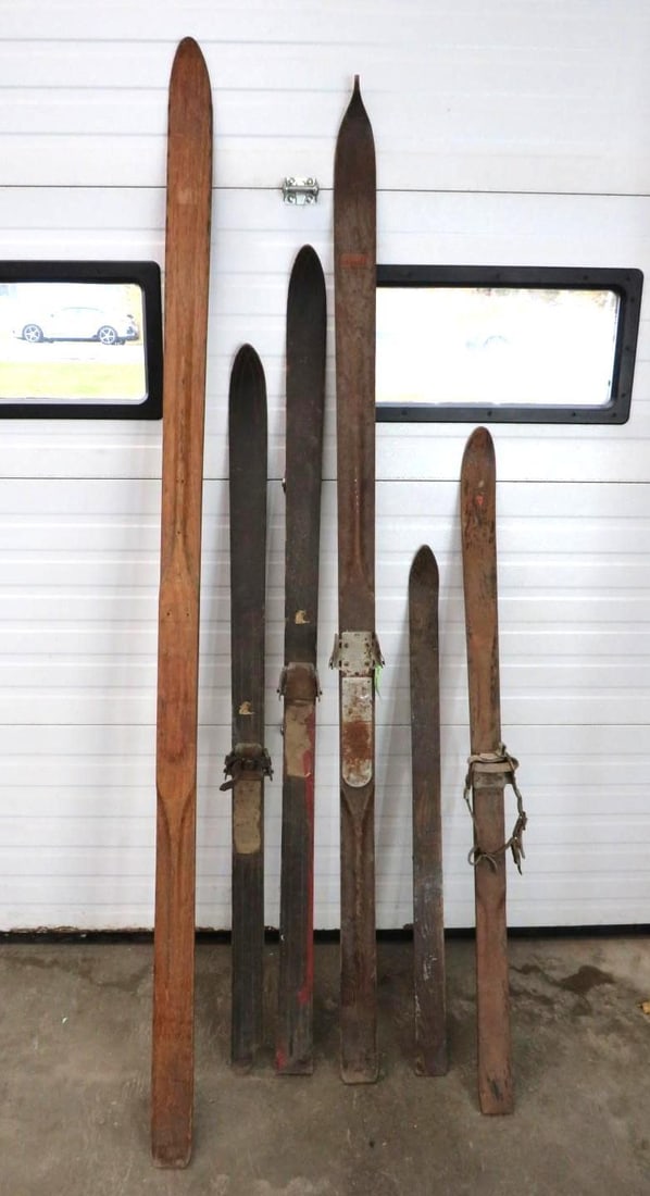 (6) Antique wood Alpine Skis: the longest being 88" in length