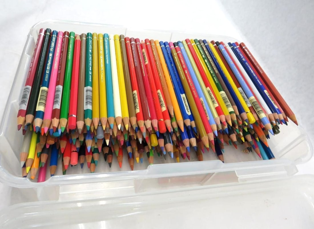 (429)+/- Faber-Castell Color Pencils: may be a few other brands in the mix