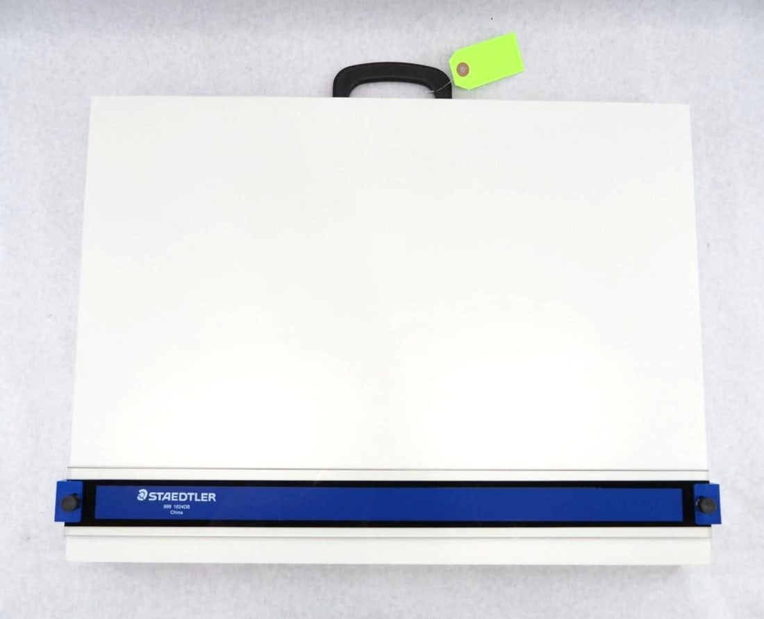 Staedtler 18" x 24" Parallel Straightedge Drawing Board: new