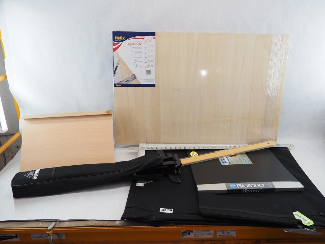 Artist's Lot (1 of 5)