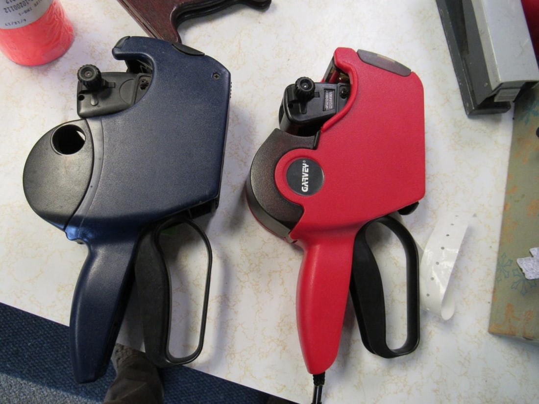 ( 2) Garvey Price Guns: ( 2) Garvey Price Guns