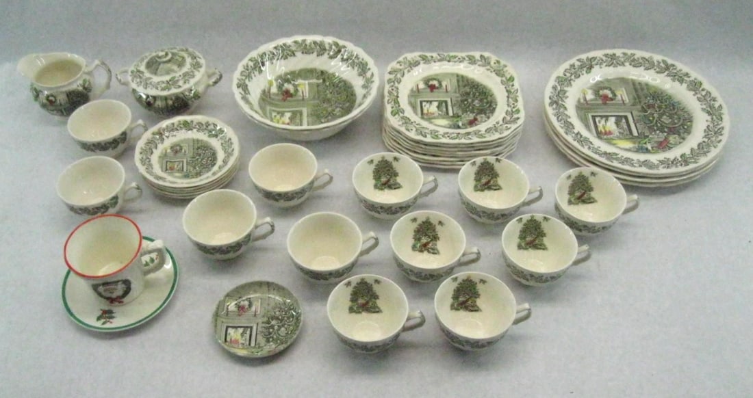 Johnson Bros Merry Christmas China Set (1 of 5)