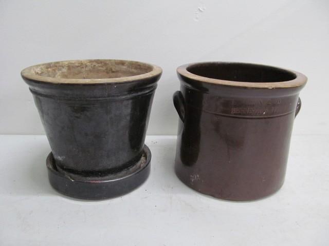 (2 pcs.) Albany Slip: 7.5 Bennington marked Crock