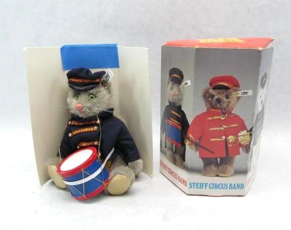 Steiff Circus Cat w/Box: 8 Box