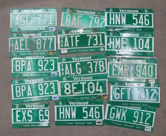 (15) Vermont License Plates: .