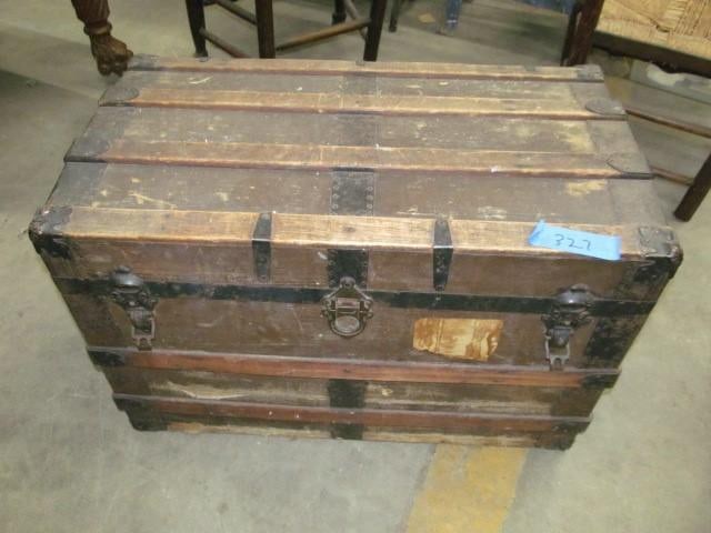 Steamer Trunk, Flat Top (1 of 3)