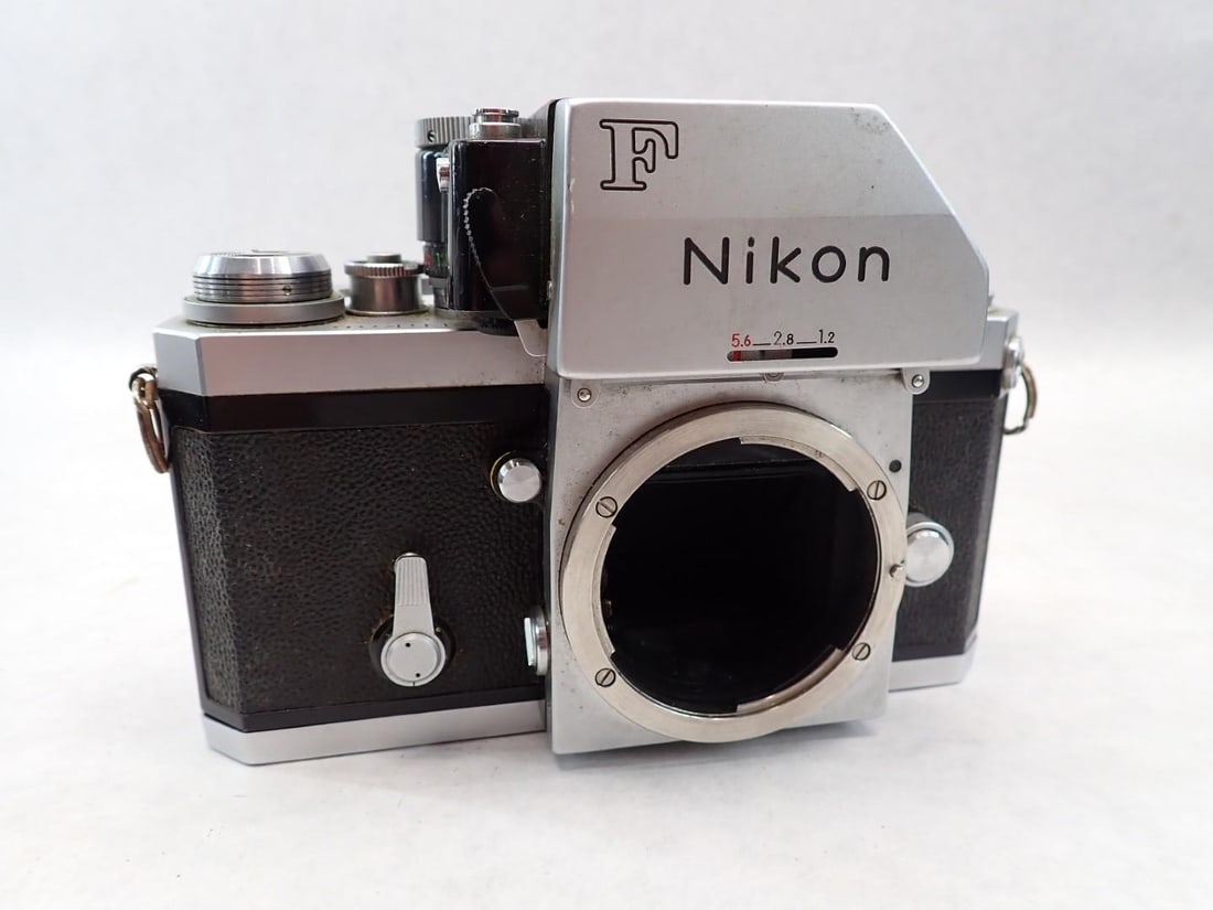 Vintage Nikon F 35mm Camera & Assorted Lenses - 2