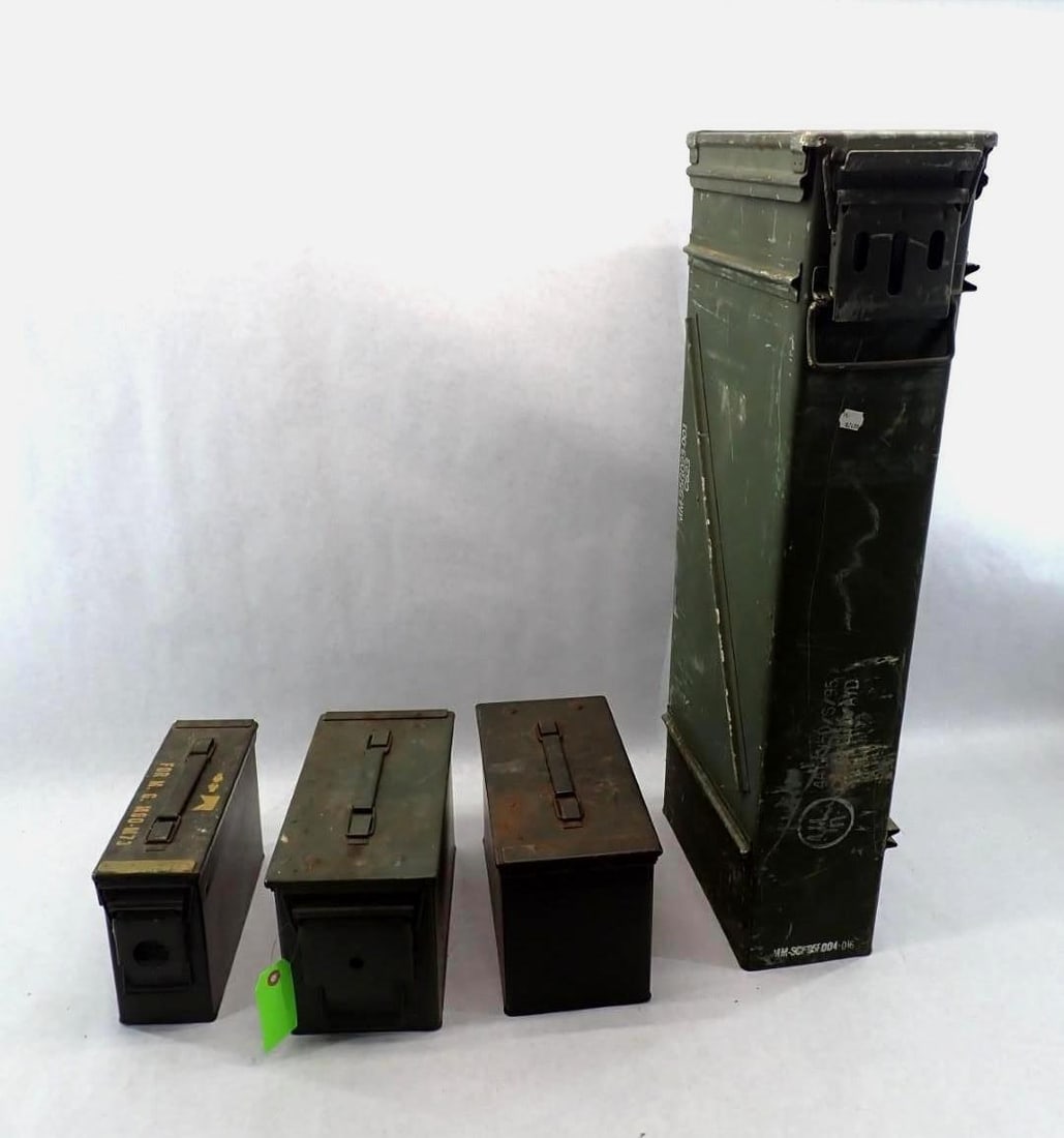 (4) Steel Ammo Cans: (4) Steel Ammo Cans 