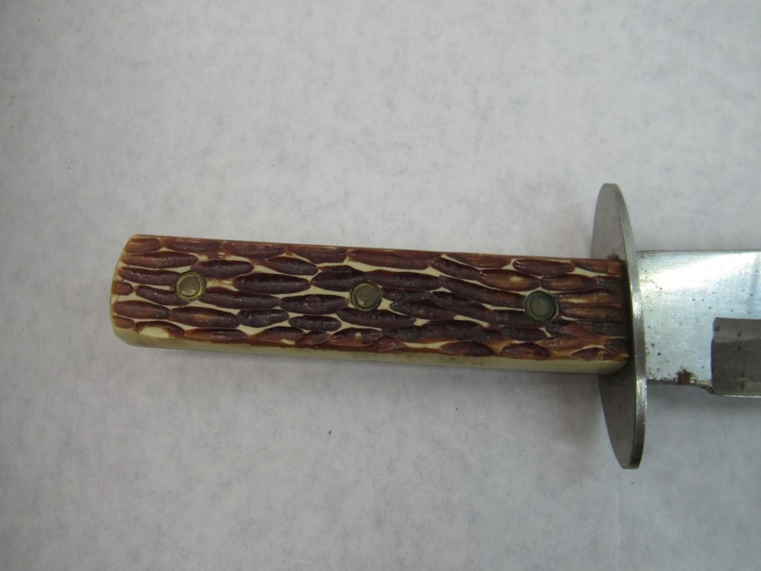 (40) Knives and Machetes - 13