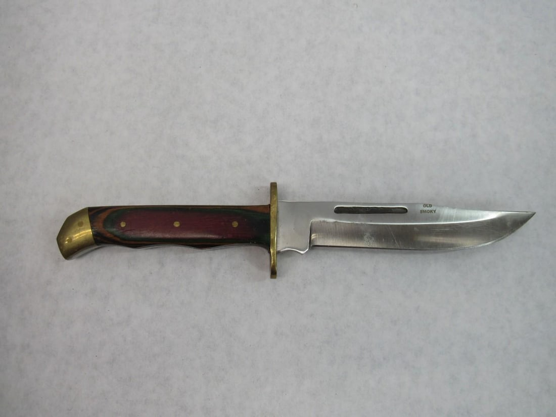 (40) Knives and Machetes - 19