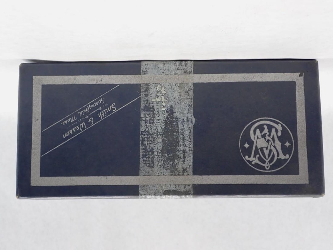 Vintage Two Piece Smith & Wesson Model 58 Revolver Box: Vintage Two Piece Smith & Wesson Model 58 Revolver Box 