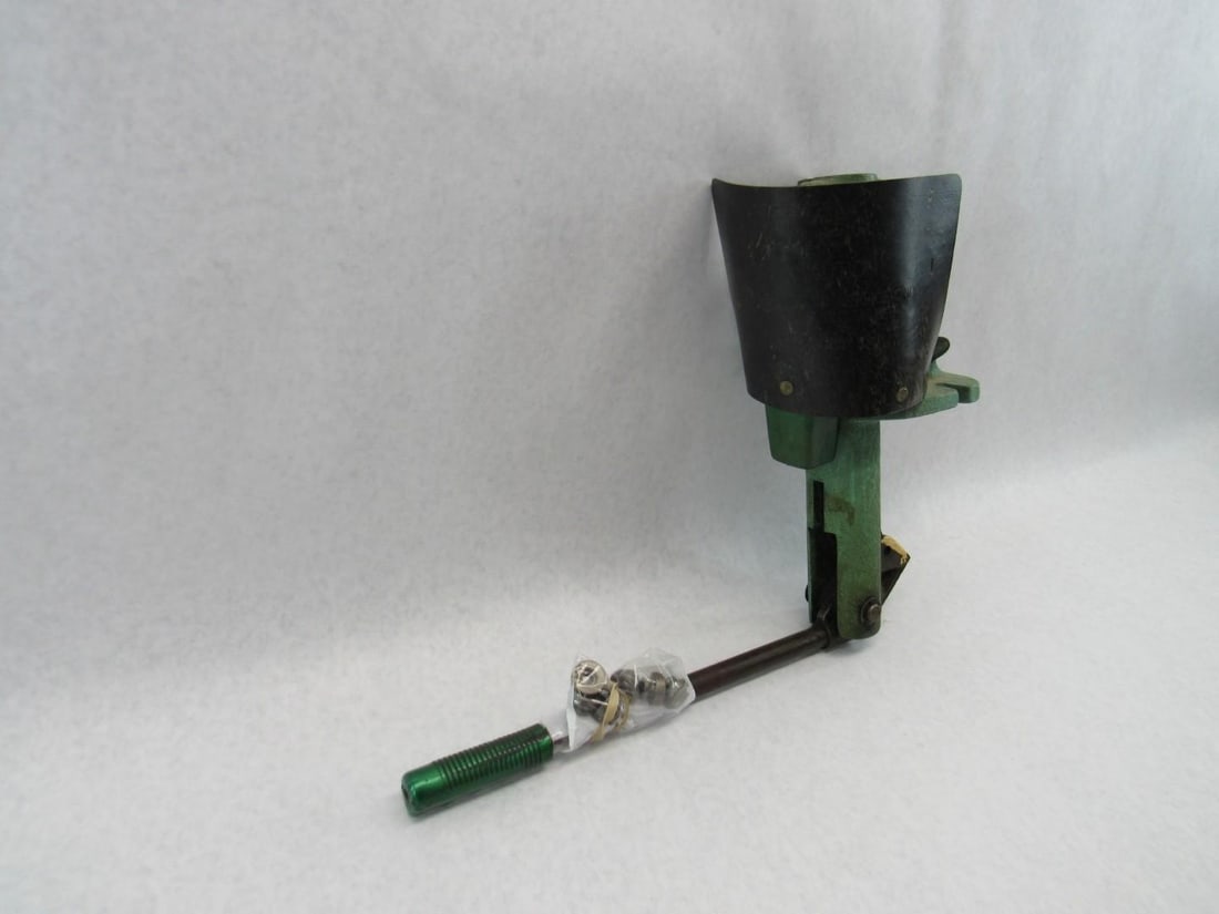 RCBS JR3 Reloading Press - 4