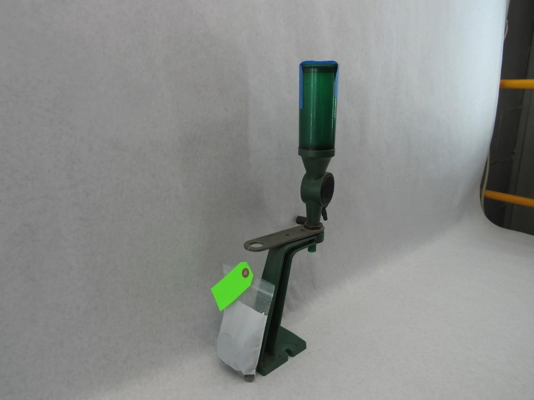 RCBS Uniflow Powder Measure with stand - 2