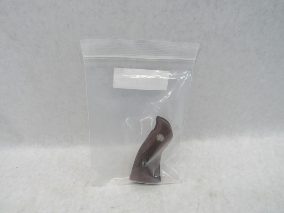 Ruger Double Action Revolver Grips - 7