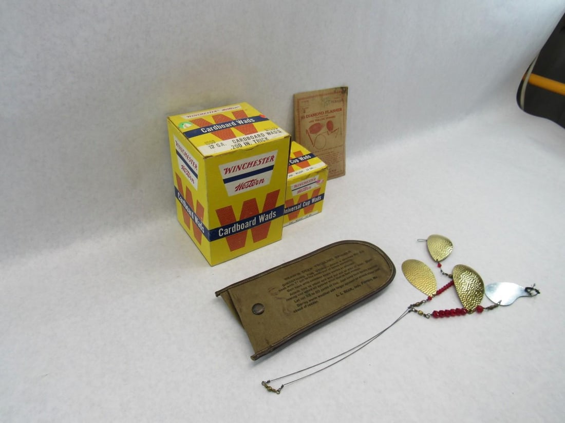 Collectibles Lot - 2