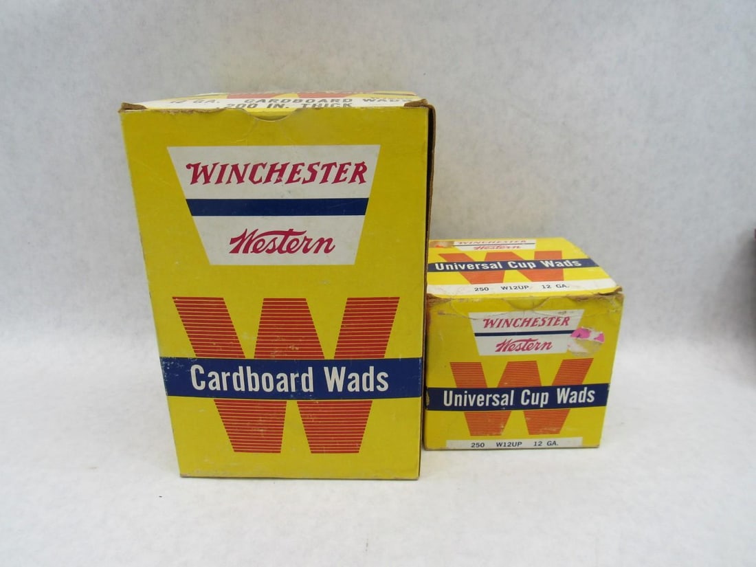 Collectibles Lot - 8