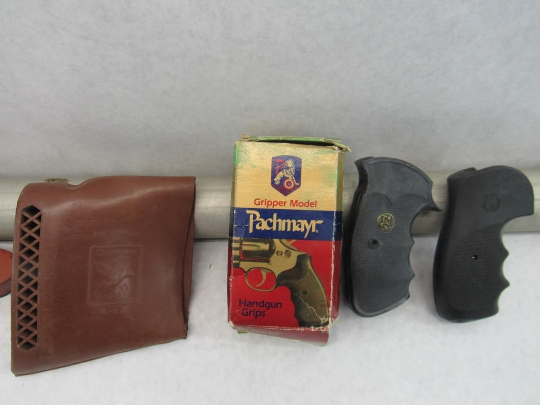 Collectibles Lot - 4