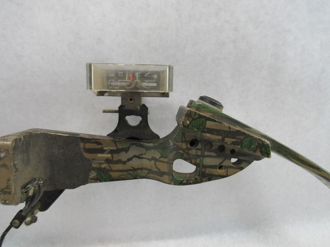 High Country Excalibur Compound Bow - 14