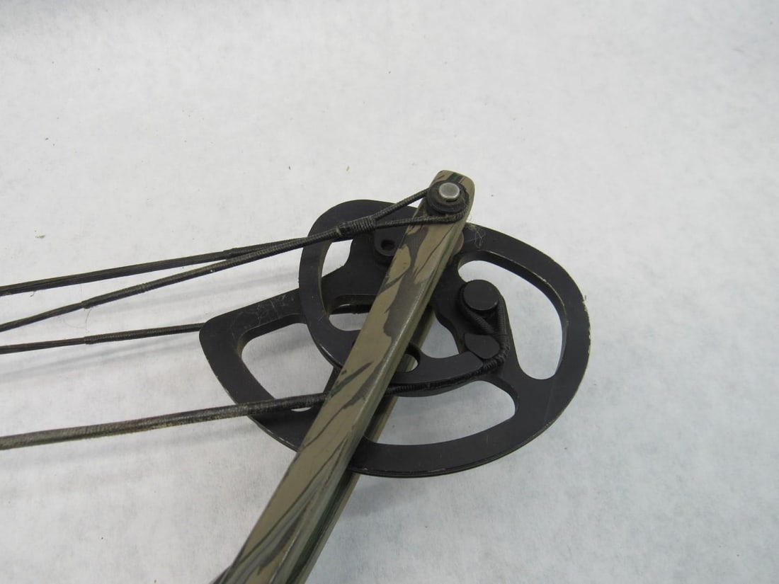 High Country Excalibur Compound Bow - 9