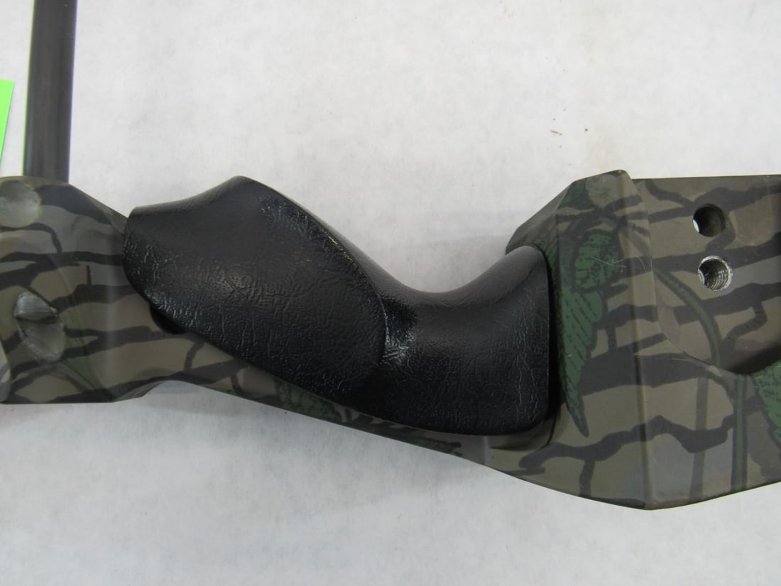 High Country Z Force Compound Bow - 9