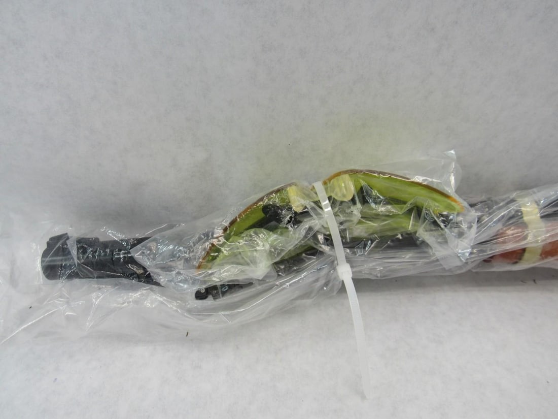 Daisy Red Ryder BB Gun - 11