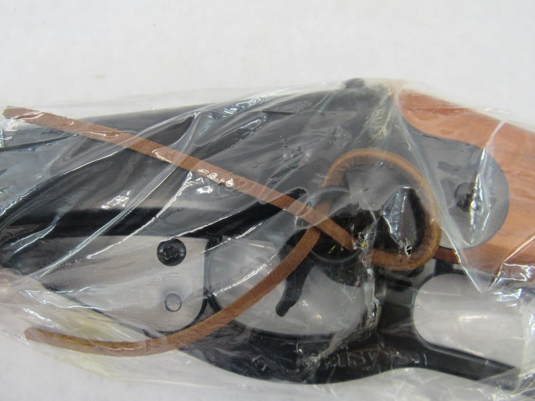 Daisy Red Ryder BB Gun - 12