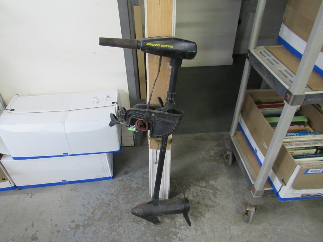 Minn Kota Classic 28 Electric Trolling Motor - 10