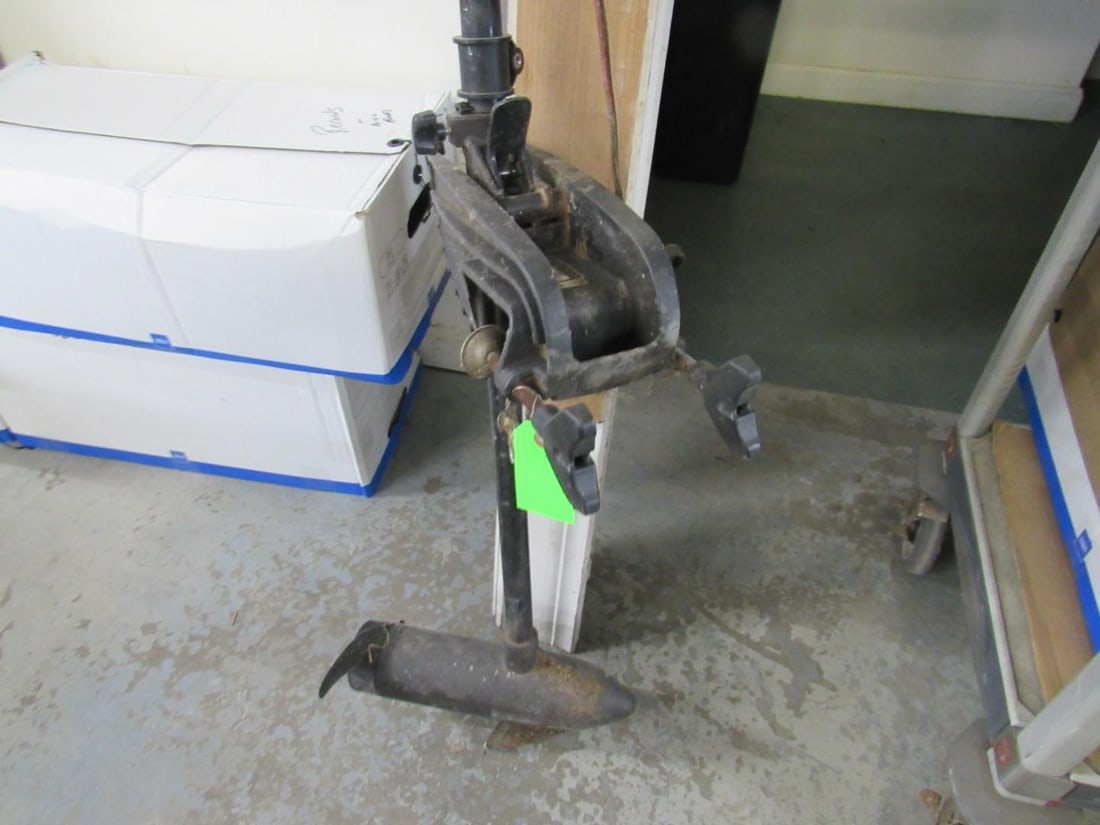 Minn Kota Classic 28 Electric Trolling Motor - 5