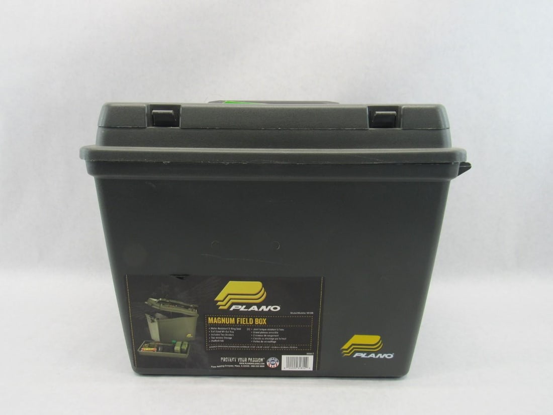 Plano Magnum Field Box - 4
