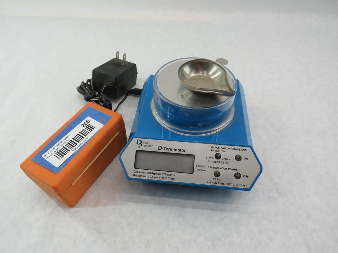 Dillon Precision Digital Powder Scale & Lyman Weight Check Set (1 of 8)